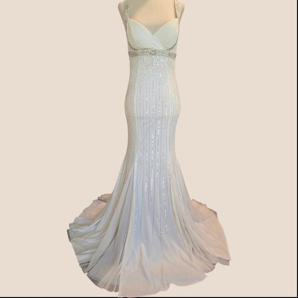 Angelic vintage inspired sean